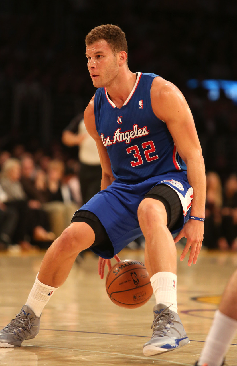 篮板8助攻 篮板8助攻