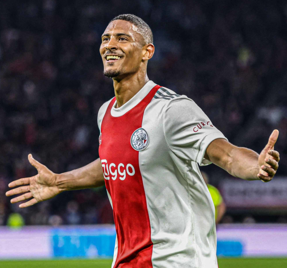 三分球出手 三分球出手