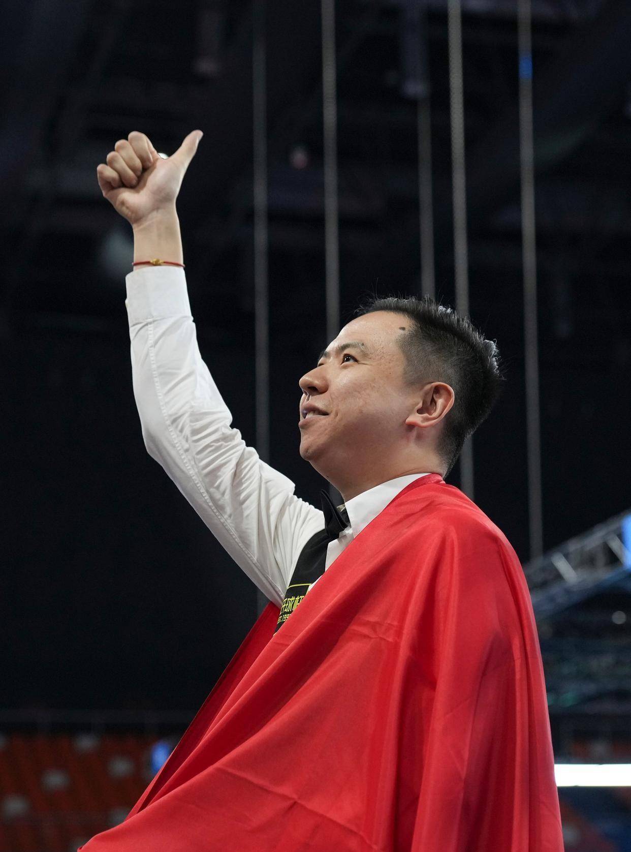 比赛背后的 比赛背后的